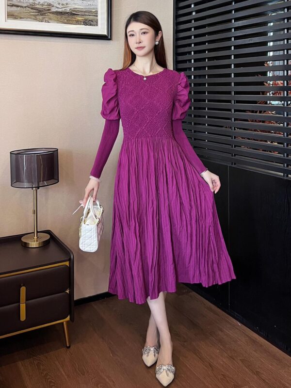 Round Neck Slimming Long Sleeve Solid Color Dress - Image 3